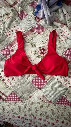 Adjustable Front Tie Red Bikini Top Size M thumbnail 2
