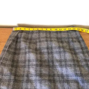 Grey plaid mini preppy schoolgirl office core skirt Measurement in pics Excellent condition thumbnail 2
