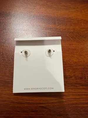 Rare Retired Kendra Scott Gold Ivory White Resin Statement Drop Earrings thumbnail 2