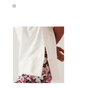 Athleta Retroterry V-Neck Sleeveless Sweatshirt Tee Ivory White Size M‎ thumbnail 9