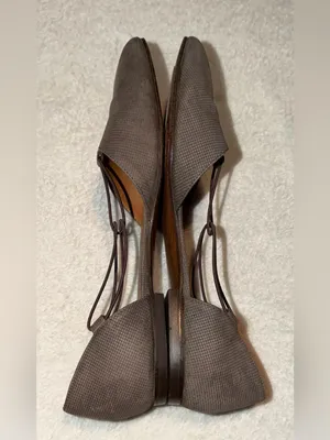 Giorgio Armani Gray Suede T-Strap Pointed-Toe Flats Size-37/US-7 Made In Italy thumbnail 5
