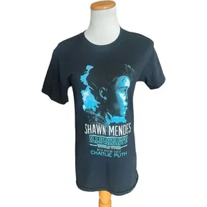 Unisex Shawn Mendes x Charlie Puth Illuminate World Tour Concert Tee Shirt Sz S thumbnail 2
