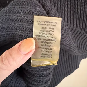 Alice + Olivia Black‎ Ribbed Scoop Neck Sweater thumbnail 4