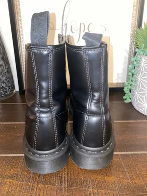 Dr. Martens The Original 1460 All Black Mono Smooth Leather Combat Boots Size 7 thumbnail 7
