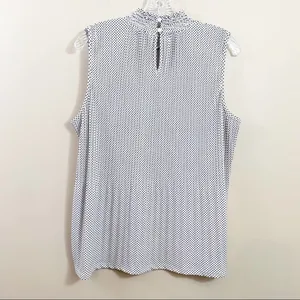 Adrianna Papell Accordion Pleats Sleeveless Smock Neck White/Black Polka Dot Top thumbnail 8