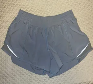 Lululemon Hotty Hot Shorts 2.5 In thumbnail 1
