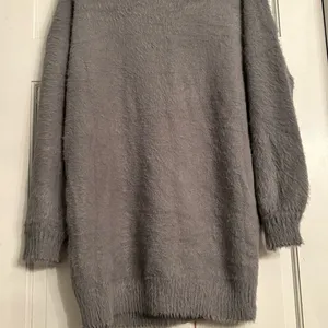 Oversized Cozy Gray Women's Sweater thumbnail 2