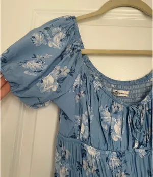 Hollister Blue Floral Puff-Sleeve Mini Dress thumbnail 5
