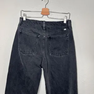 Sunday Best Aritzia Womens Black High-Waisted Straight Leg Jeans Size 29 thumbnail 3