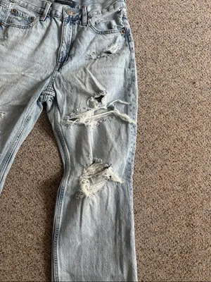 Aeropostale Light Wash Distressed High rise Baggy Jeans size 6 short thumbnail 5