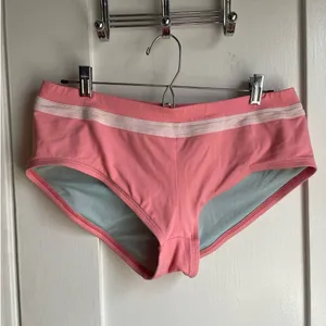Vintage 90s J. Crew Salmon Swim Boy Short Bikini Bottom - Large thumbnail 1