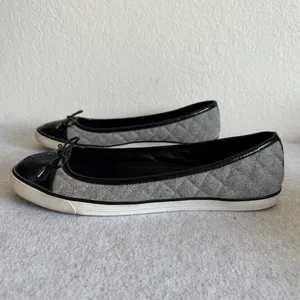 Tory Burch Skyler Grey Quilted Wool and Patent Leather Flats Size 10 thumbnail 3