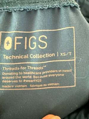 FIGS Scrubs Set thumbnail 5