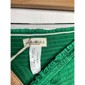 NEW Natural Life Silky Satin Green Womens Shorts Size SMALL thumbnail 4
