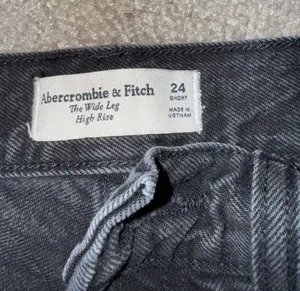 Abercrombie Black Wide Leg Jeans thumbnail 3