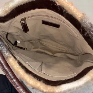 Frye Melissa Fuzzy Blanket Bucket Hobo Bag Purse Shoulder Bag Crossbody thumbnail 9