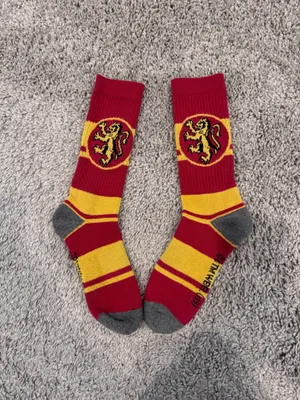 Gryffindor Scarf & Socks thumbnail 8