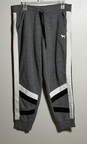 Pink‎ Victoria’s Secret Women Gray/White Joggers Sweatpants Cozy size L thumbnail 1