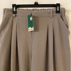 HALARA Wide-Leg Tan Trousers size L brand new color light gray two front pockets thumbnail 2
