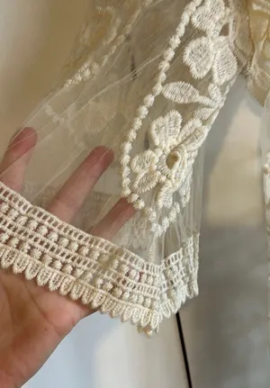 Lace Shawl Tan Size M thumbnail 4