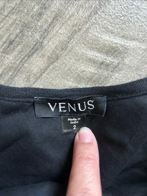VENUS Black One-Shoulder Maxi Dress thumbnail 2