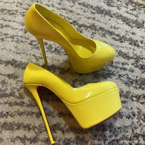 Dolly Alta patent leather platform pumps thumbnail 3