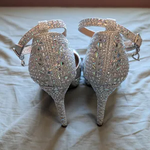 Thalia Sodi Chance T-Strap Rhinestone Heels W8 Silver/Grey thumbnail 3
