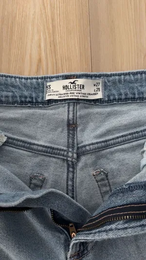 Hollister Jeans thumbnail 4