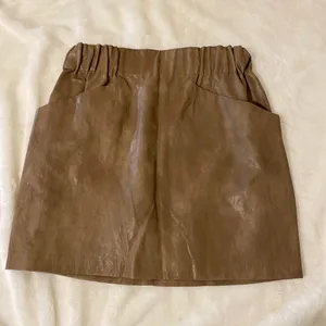 BASIC brown tan Leather mini skirt above knee Size S thumbnail 1