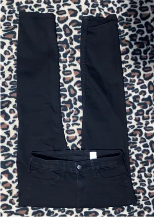 black denim skinny ankle jeans thumbnail 1