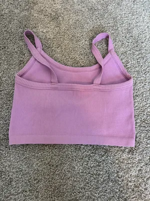 Tank Tops Size Small thumbnail 2