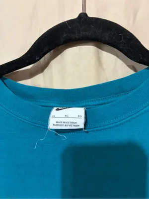 Nike crewneck thumbnail 2