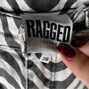 The Ragged Priest Black and White Wave Psychedelic Groovy Raw Hem Wide Leg Jeans thumbnail 6