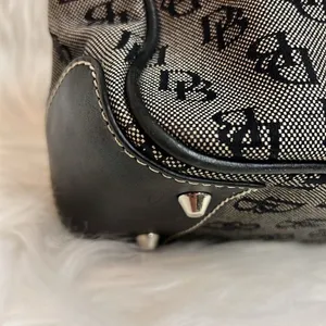 Dooney‎ & Bourke Signature Series Hand Bag/Purse B95 thumbnail 3