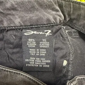 Seven7 Skinny Black Stretchy Distressed Jeans(Size 6) thumbnail 5