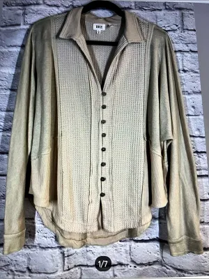 BKE Textured Button Front Shirt in Beige thumbnail 2