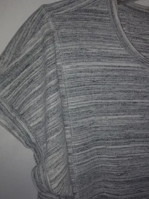 Athleta M Gray Heathered Workout Top thumbnail 2
