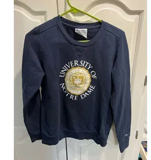 Champion Notre Dame Irish Size Medium Crewneck Sweatshirt thumbnail 1