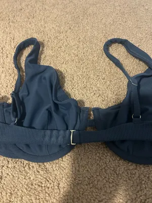 Abercrombie Ribbed Underwire Bikini top in Navy Blue thumbnail 6