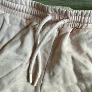 Munthe pink sweat shorts thumbnail 3