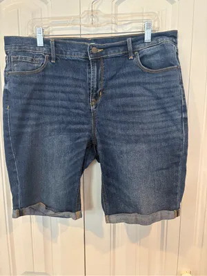 Old navy jean Bermuda shorts size 14 thumbnail 3