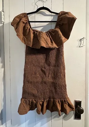 ANTHROPOLOGIE Smocked Ruffle Off-Shoulder Dress in Brown Large thumbnail 1