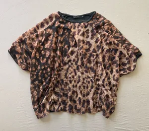ZARA Leopard Print Flowy Blouse thumbnail 1