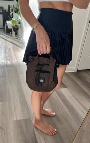 Alo Yoga Crossbody Bucket Bag Espresso thumbnail 7