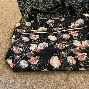 Nine West‎ floral shoulder bag tote thumbnail 3