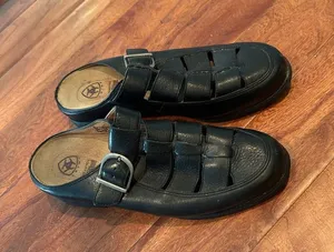 Ariat Vintage Black Leather Fisherman Mule Sandals Size 7.5 B thumbnail 1
