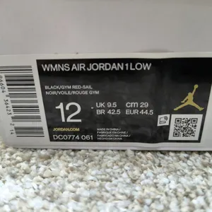 Air Jordan One Low Womens Size 12 Mens Size 10.5 thumbnail 7