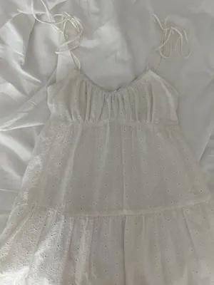 Dress thumbnail 2