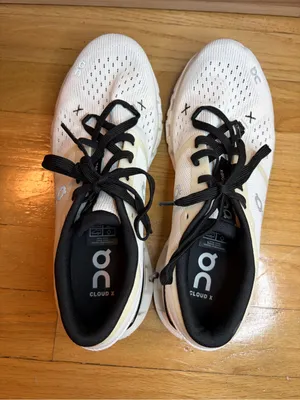 On Cloud X 4 Women's Sneakers in Ivory / Black - Size 8 thumbnail 5