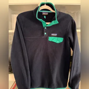 Patagonia Women's Lightweight Synchilla Snap-T Pullover size XS thumbnail 3